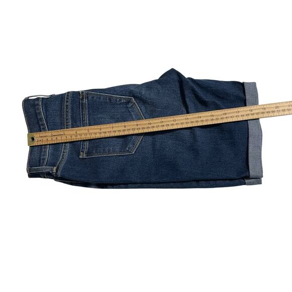 Old Navy Jean Shorts Womens Size 2 Bermuda Stretch Dark Wash Mid Rise Blue Denim - Picture 10 of 10